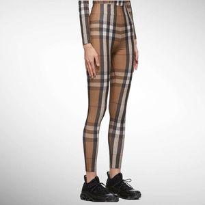 BURBERRY NWOT BROWN MADDEN CHECK LEGGINGS SIZE XS
